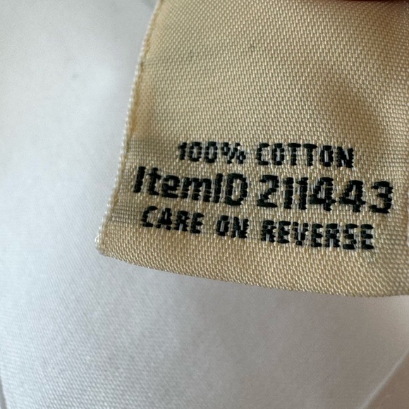 L.L. Bean Wrinkle-Free Pinpoint Oxford Cotton Shirt - Picture 9 of 10